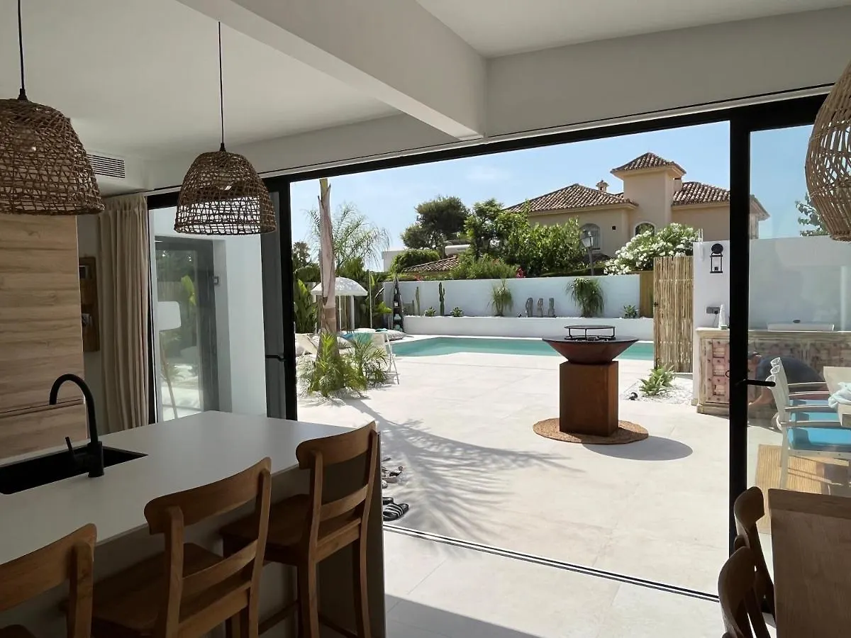 Villa Casa Duende, Estepona, Private Beach House With Heated Pool