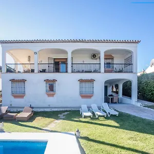 Stunning 5 Bedroom Villa, Sea Views, Private Pool, Estepona, Sleeps Up To 12 Villa